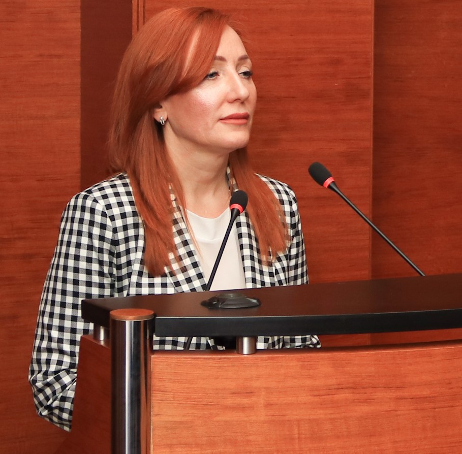             Васючкова Оксана Андреевна
    